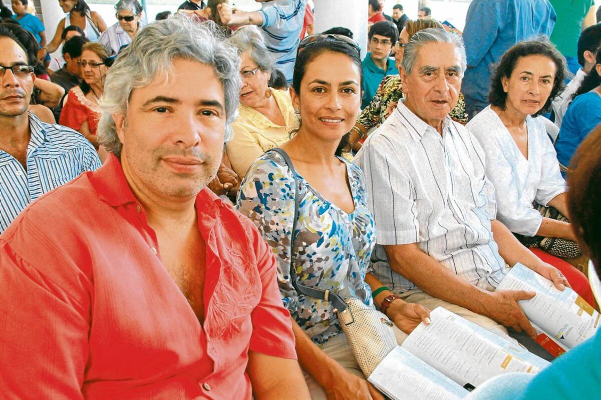 Jaime Niño, Adriana Espinel, JosÉ Espinel y Carmen de Espinel.