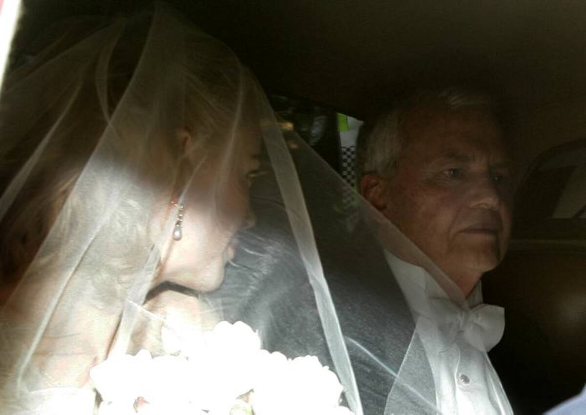 Nicole y su padre Antony. ARCHIVO