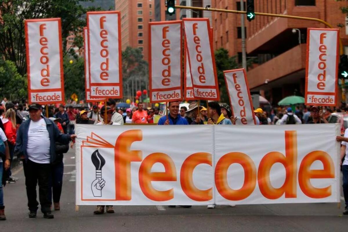 Gobierno anuncia entrega de viviendas a profesores: así funcionará el programa