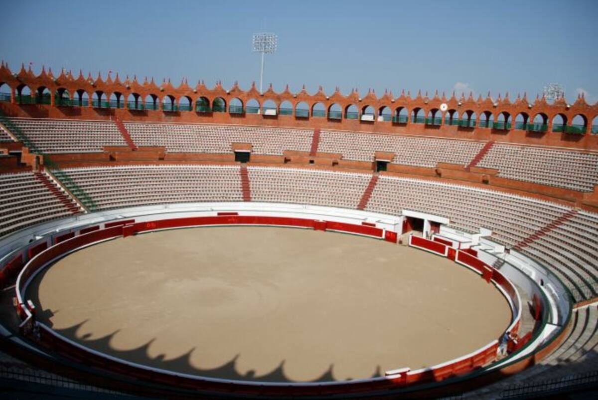 La Monumental Plaza de Toros Cartagena de Indias, en su reapertura hoy con un cartel de lujo. ÓSCAR DÍAZ El Universal