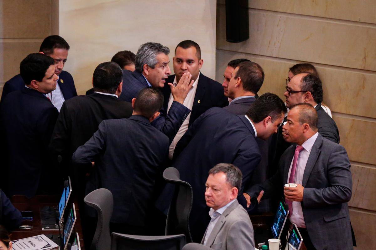 Cámara de Representantes aprueba reforma a la salud en segundo debate