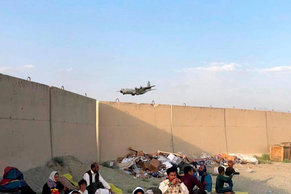 Un muerto en Kabul durante caóticas evacuaciones