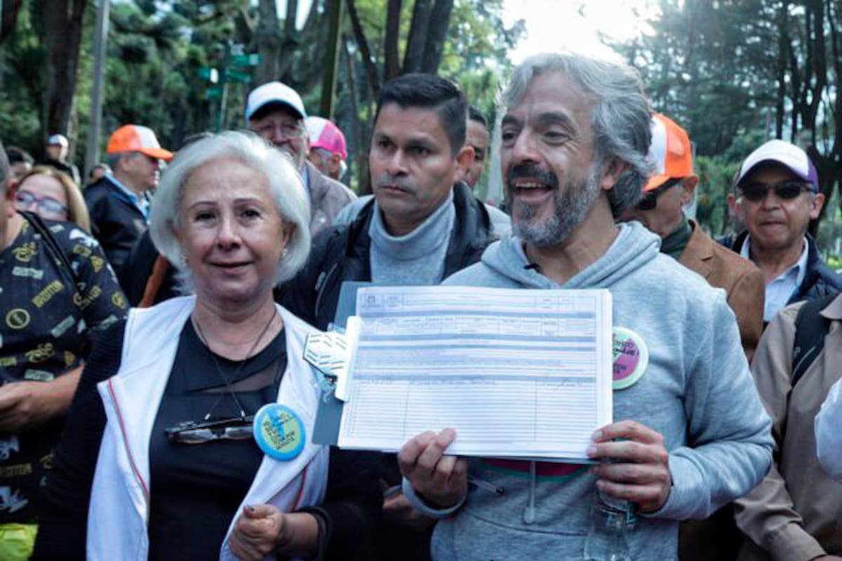 Oficial: Juan Daniel Oviedo y Diego Molano van por la Alcaldía de Bogotá