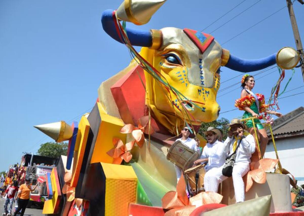 El primer lugar fue para la carroza ‘Torito en Carnaval’ COLPRENSA
