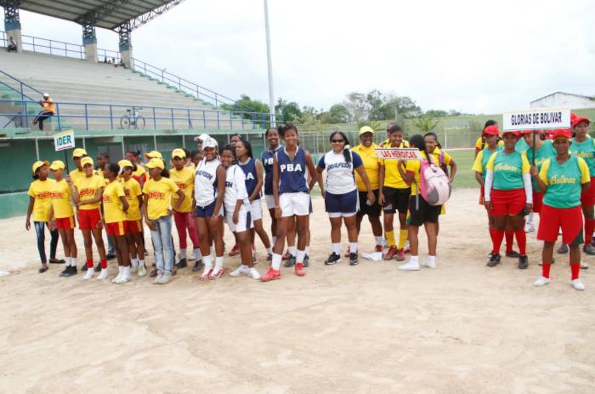 Las mujeres también se hacen presente en este torneo. Oscar Díaz/El Universal