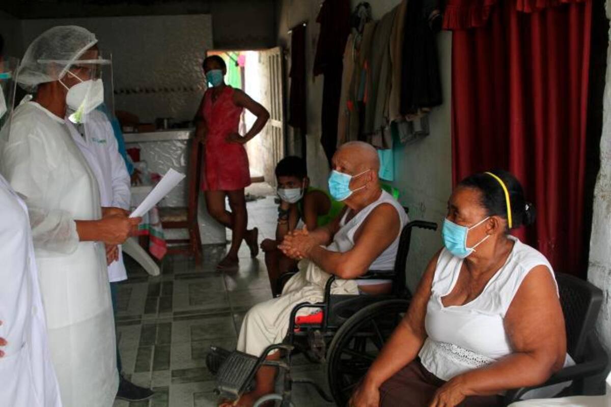 Se inicia vacunación contra COVID-19 para adultos entre 60 y 79 años