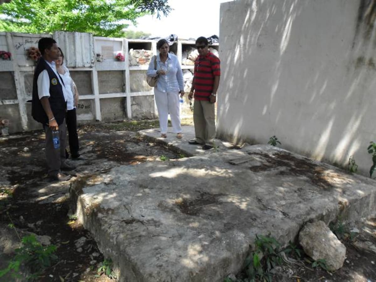 Lugar donde se realiza la necropsia en el cementerio de Albornoz. CORTESÍA