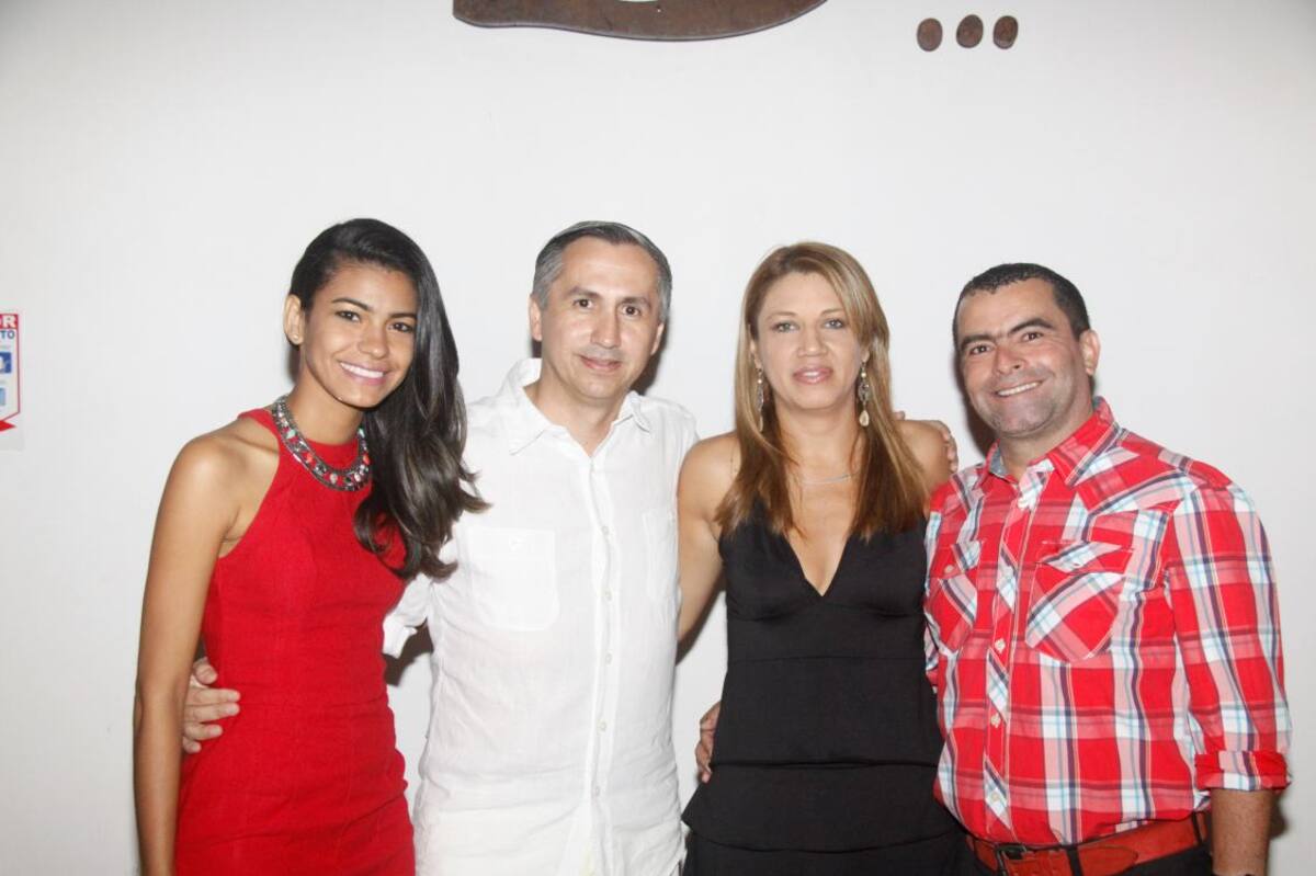 Ledy Armirola, Jimmy Guarnizo, Margarita Peña y Jorge Acevedo.