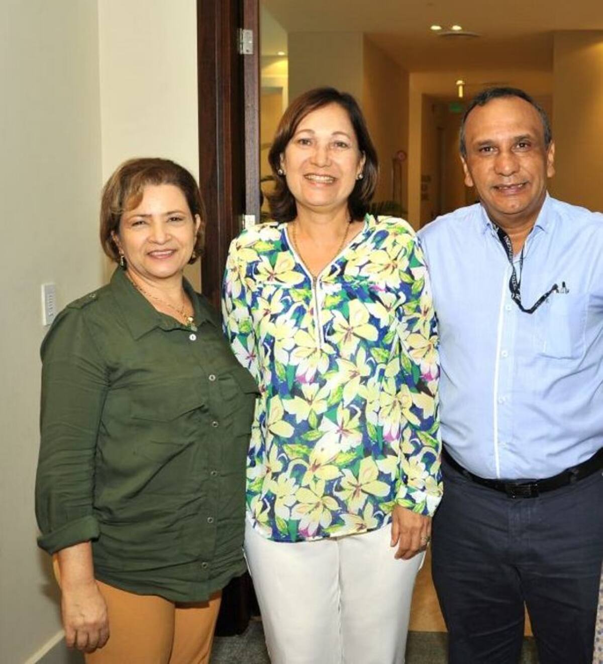 Libia García, Dorita De La Vega y Óscar Donei. CORTESÍA