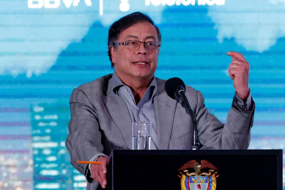 “Me harta el poder”: Petro a cuestionamientos por no cumplir su agenda