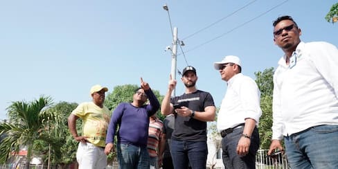 Instalan alarmas digitales en Portal de la Cordialidad