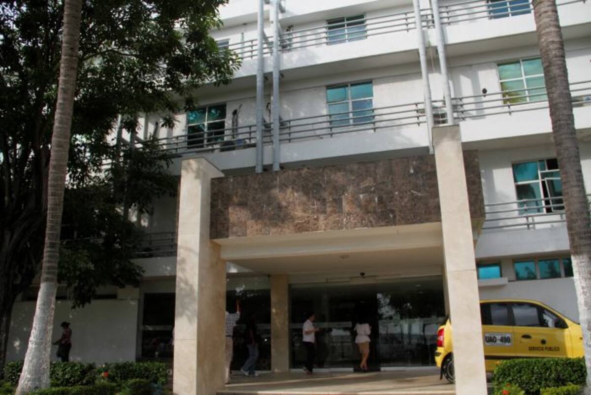 La gerencia del Nuevo Hospital de Bocagrande respondió a críticas por escombros. Archivo.