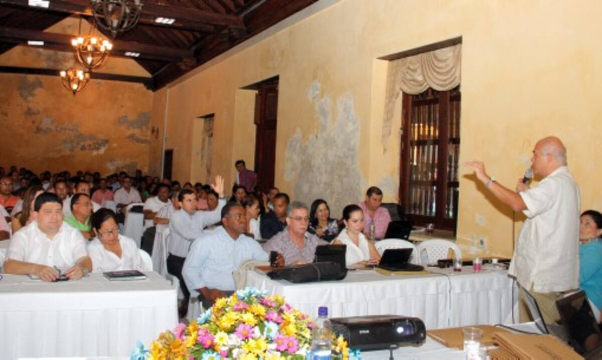 El evento fue realizado en la Secretaría de Salud de Bolívar. zenia valdelamar