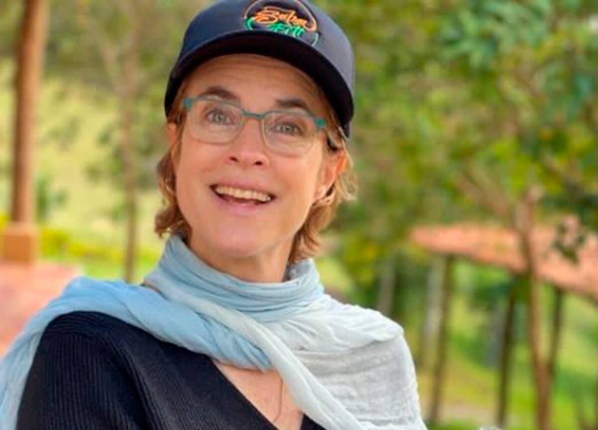 Así luce a sus 54 años.