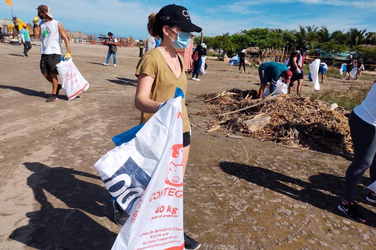 Recolectan 1.5 toneladas de basura en playas de Puerto Colombia