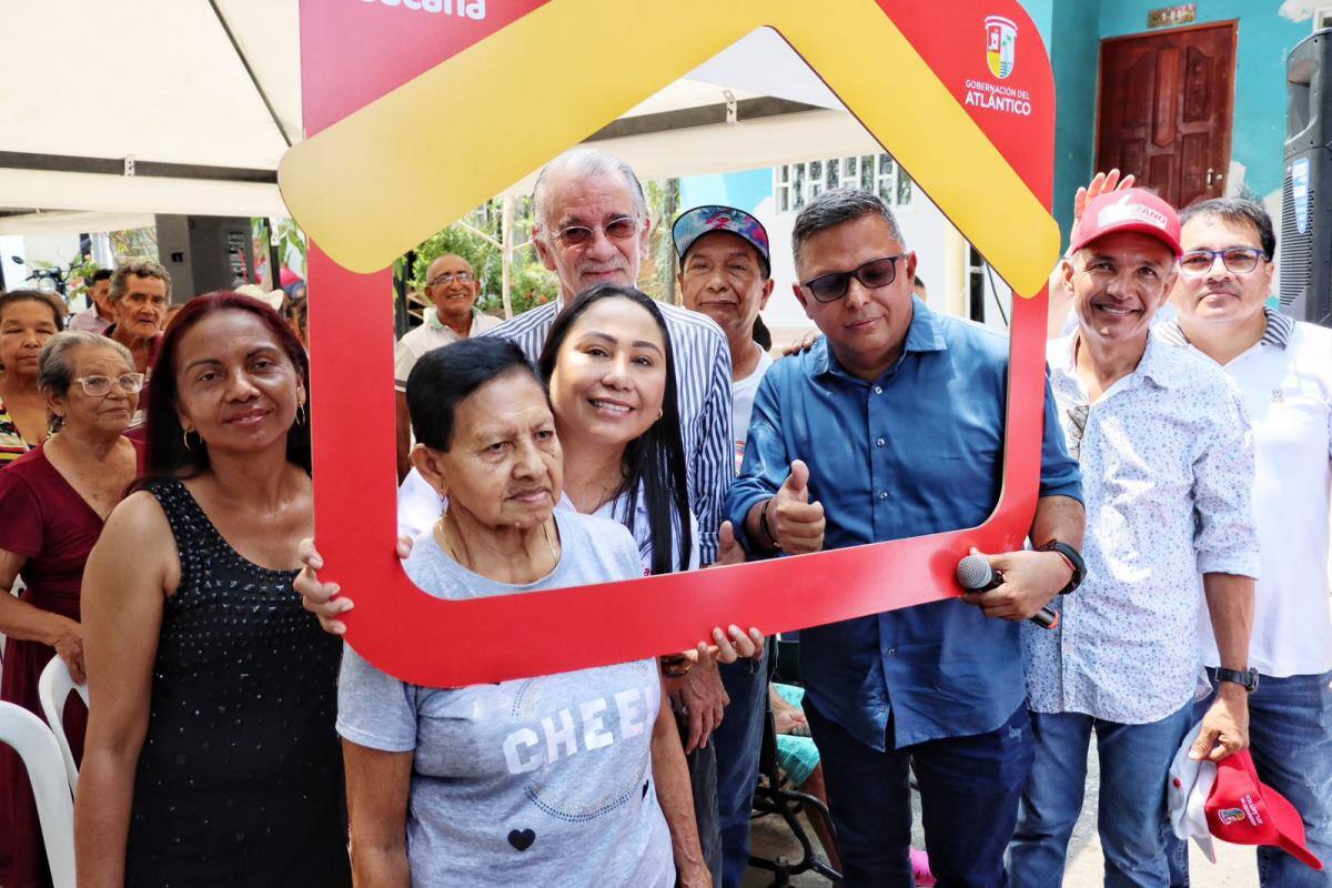 ‘Mi Casa Bacana’ entregó 243 títulos de viviendas en Tubará y Manatí