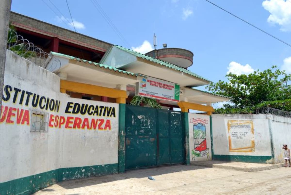 La comunidad educativa de la Institución Educativa Nueva Esperanza enfrenta una difícil problemática por el accionar de pandillas en la zona. MANUEL SANTIAGO PÉREZ/EL UNIVERSAL/