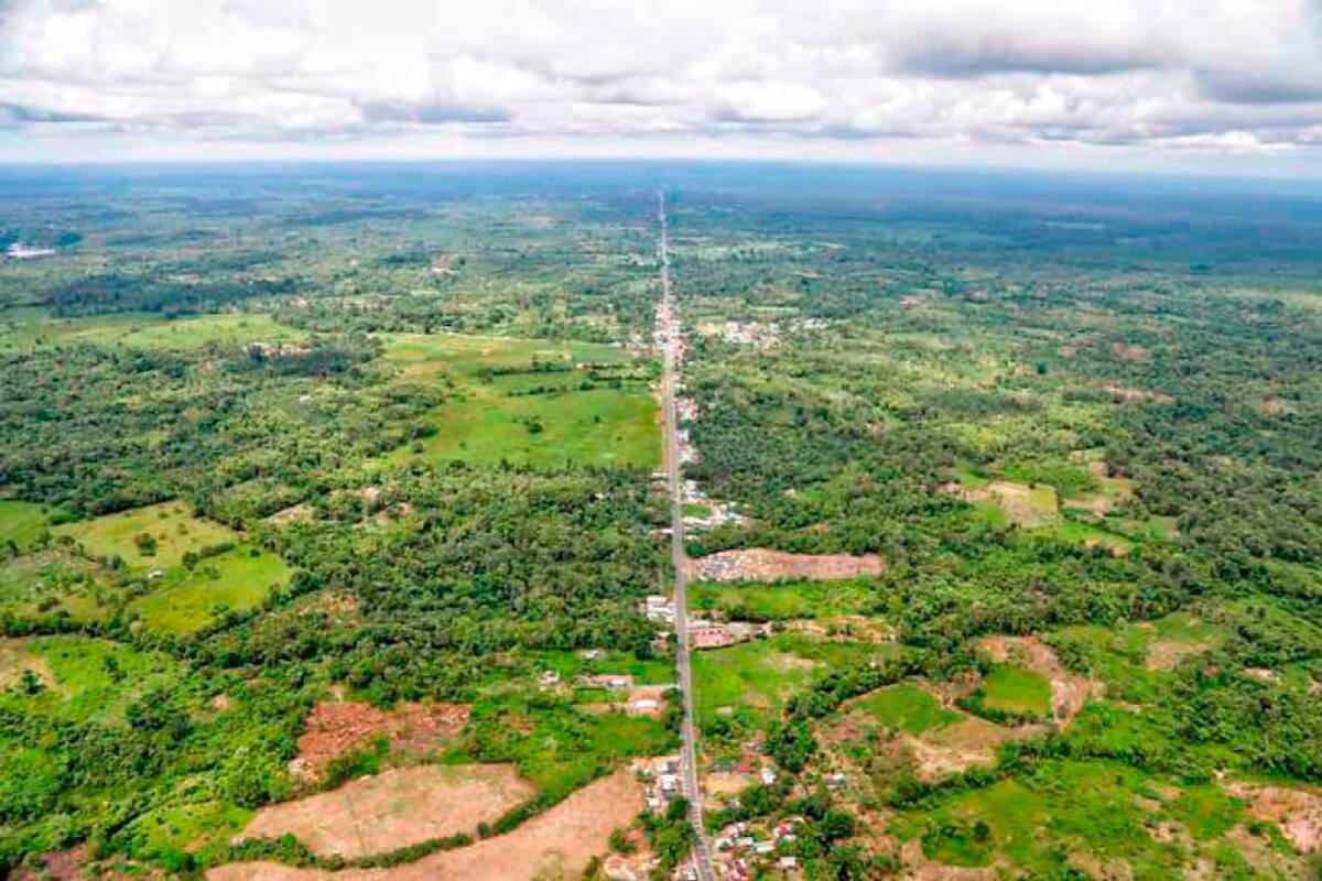 Ocho policías heridos y varios disidentes muertos en zona rural de Tumaco