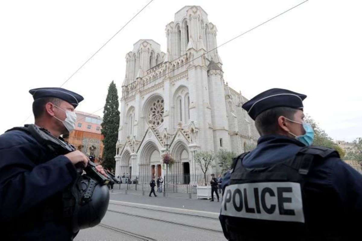 Francia eleva el nivel de vigilancia terrorista tras el atentado de Niza