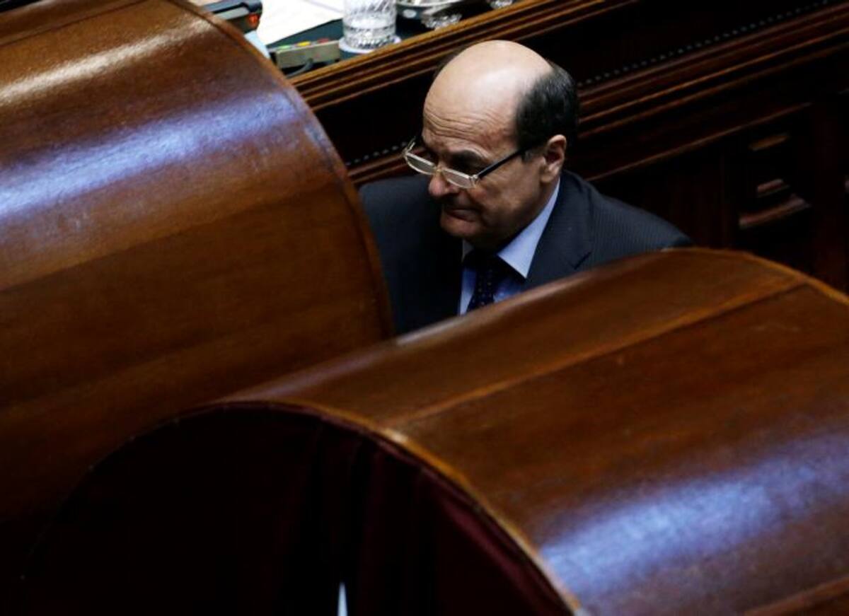 Izquierda italiana sufre revés en elecciones para presidencia. AP