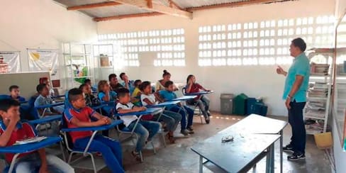 “Plantón por el calendario escolar en Bolívar”: Sudeb expresa su malestar