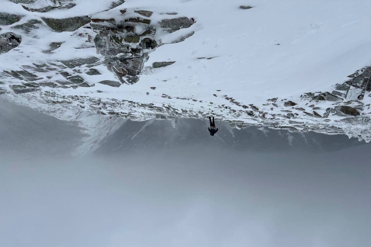 Recuperan cadáver de senderista en montañas nevadas de Estados Unidos