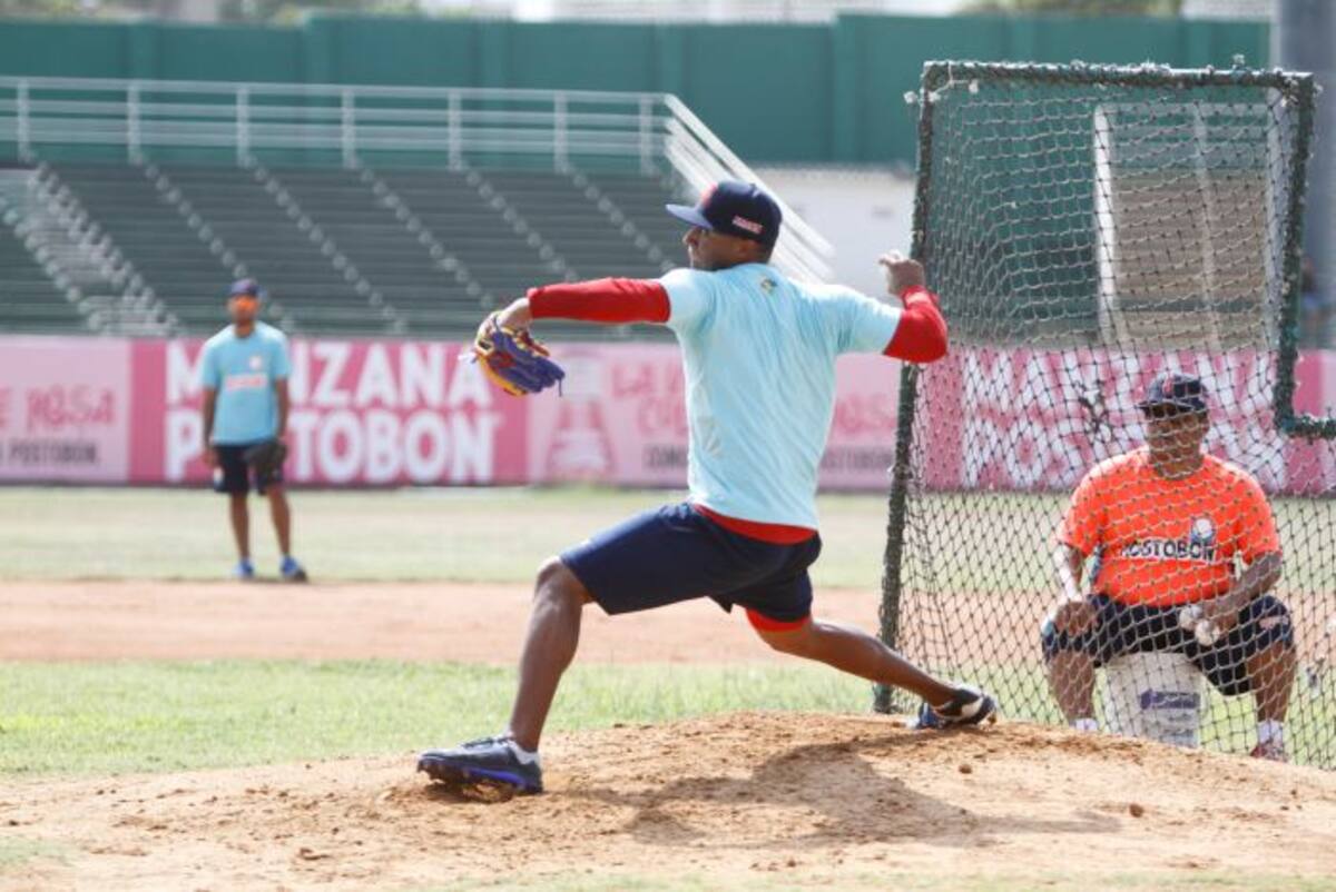 Entrenamientos de la preselección de béisbol. JULIO CASTAÑO - EL UNIVERSAL