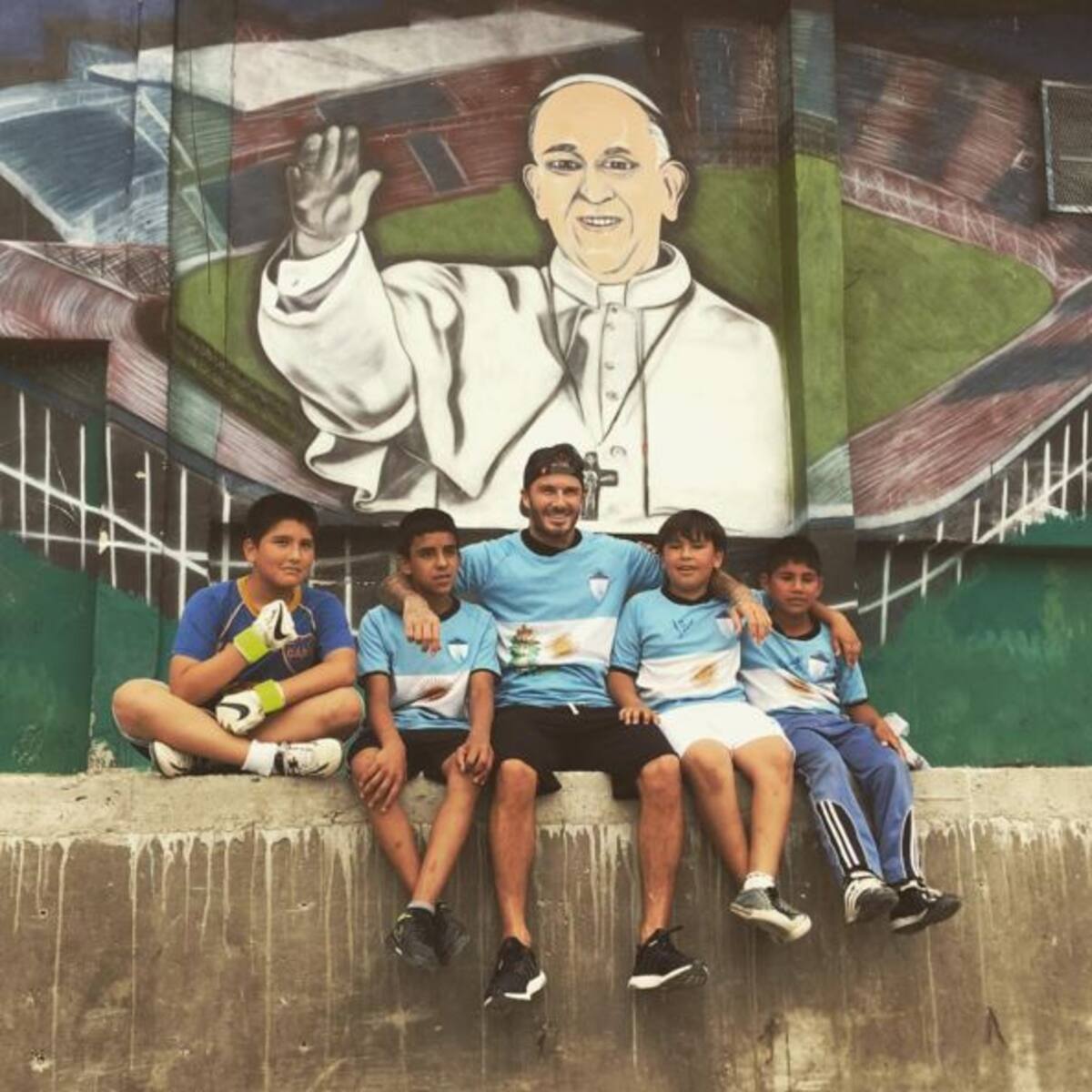 David recorriendo diferentes partes del mundo con las campañas de Unicef.