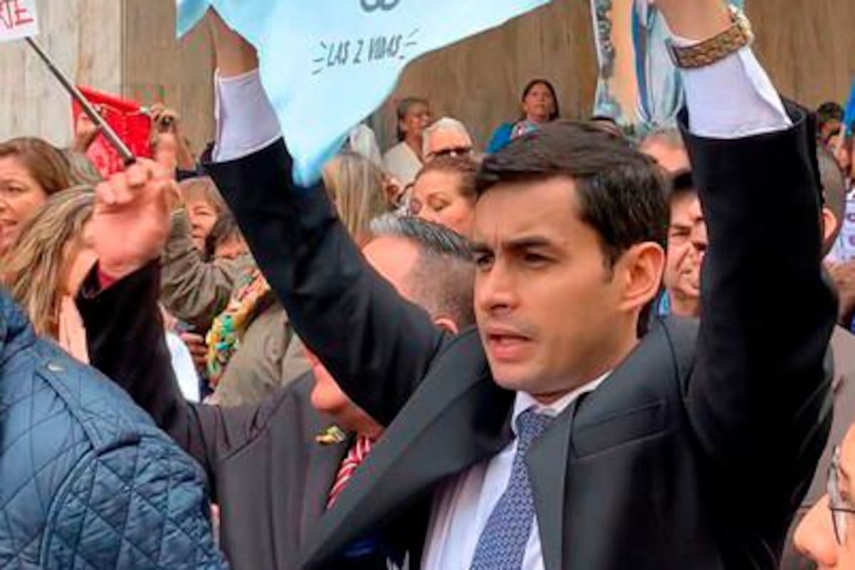 Termina la angustia: representante Uscátegui apareció y volverá a Colombia