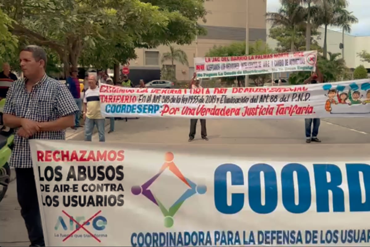 Usuarios de Air-e protestan contra el régimen tarifario