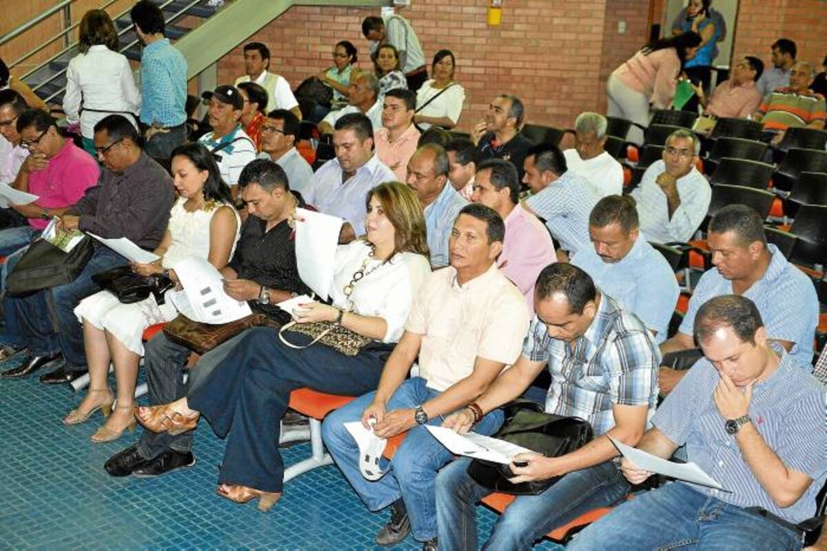 Los alcaldes sucreños solicitaron el apoyo al Ministerio de Minas y Energía, para el impulso a los proyectos competencia de esa cartera de gobierno. CORTESÍA/