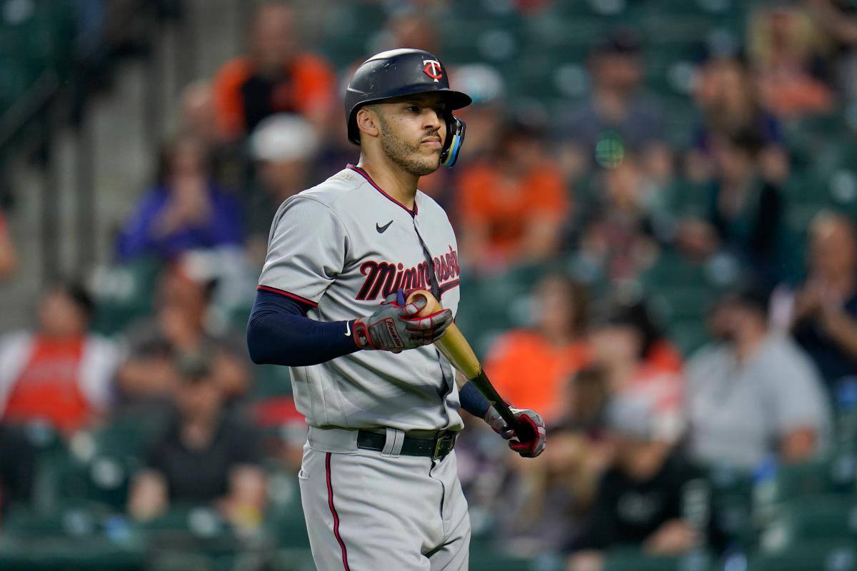 Carlos Correa ya no jugará en Gigantes y ahora será compañero de Quintana