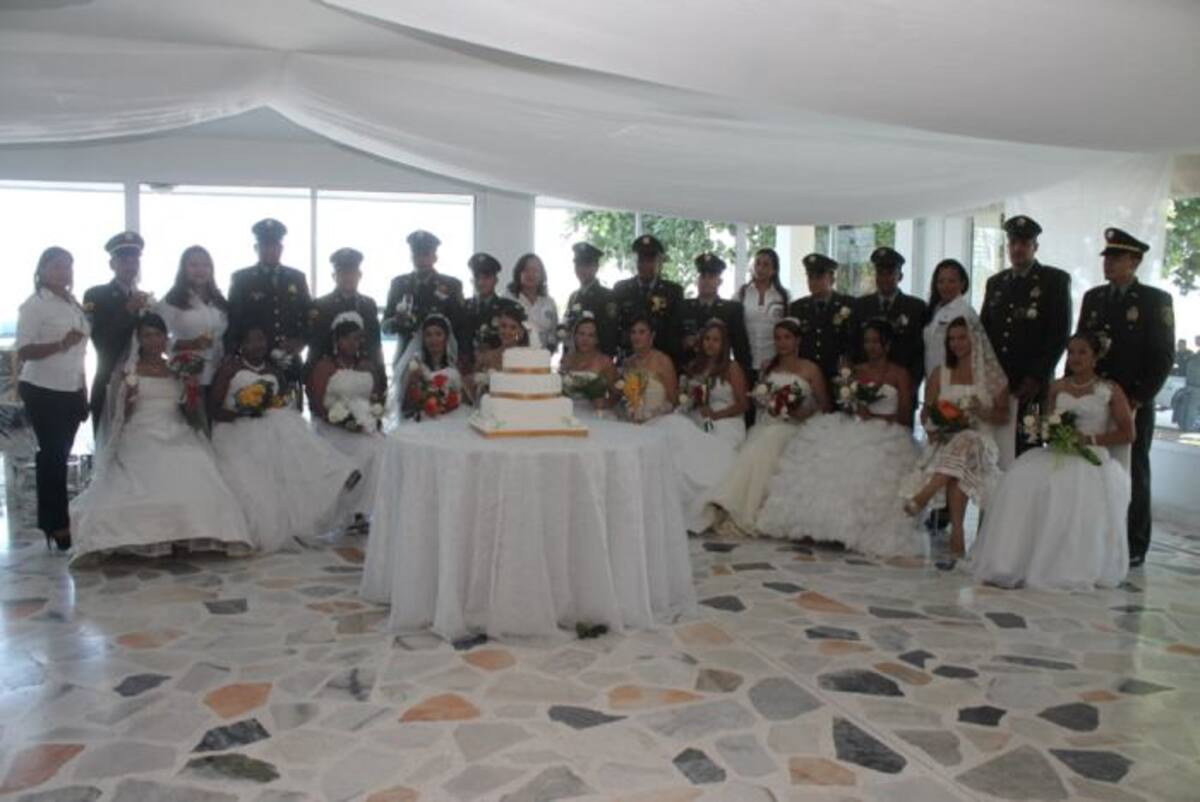 Después de la ceremonia se ofreció una recepción CORTESÍA