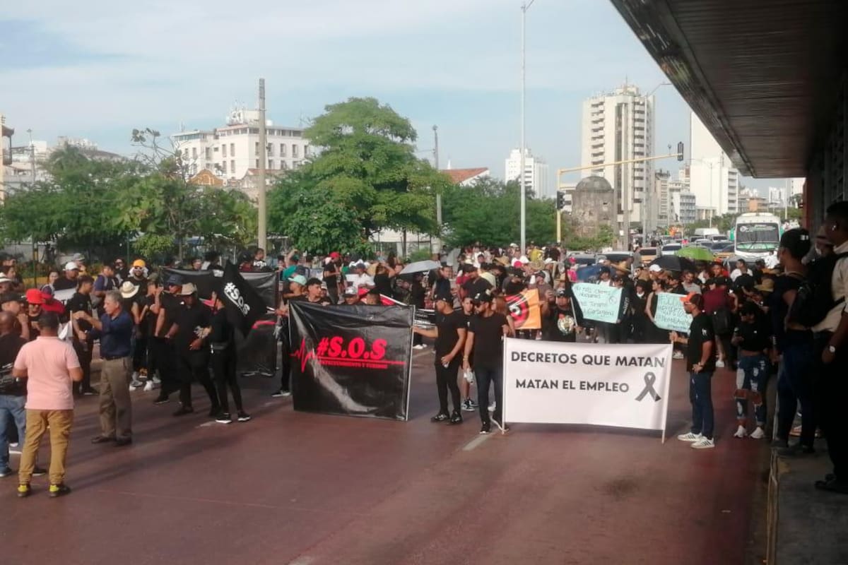Video: Bloqueo en el Centro contra dos decretos expedidos por la Alcaldía