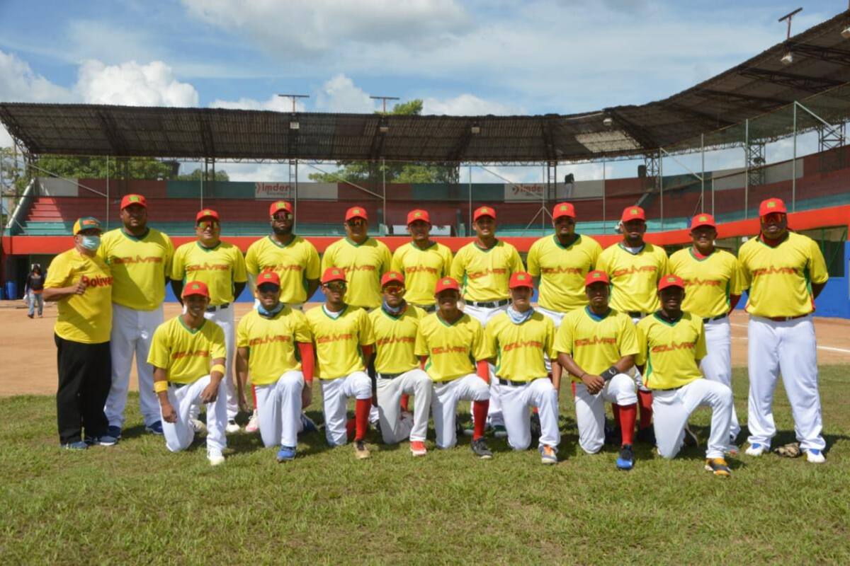 Bolívar sigue imparable en el Nacional de Sóftbol Masculino Sub 23