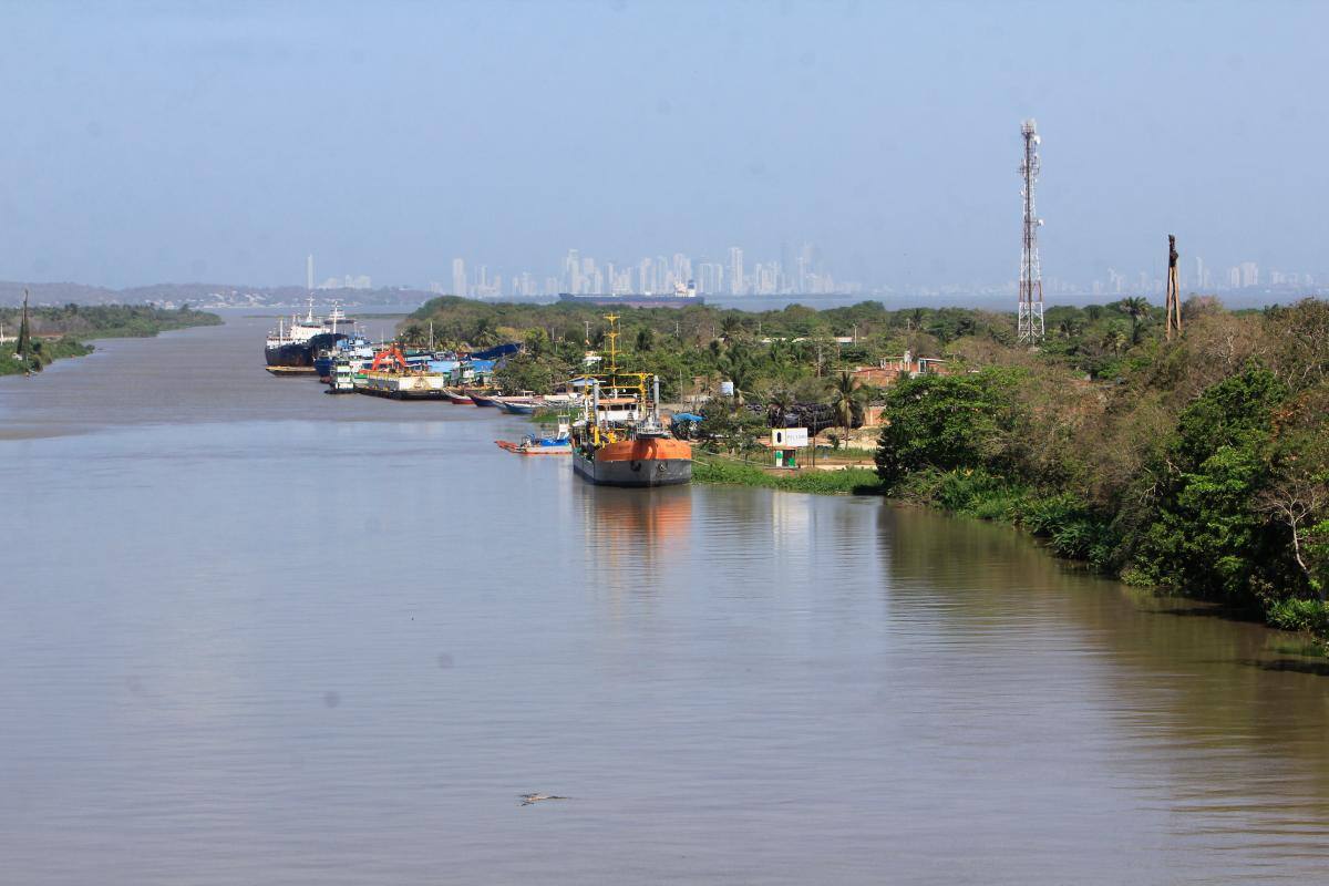 Abren licitación pública del canal del Dique