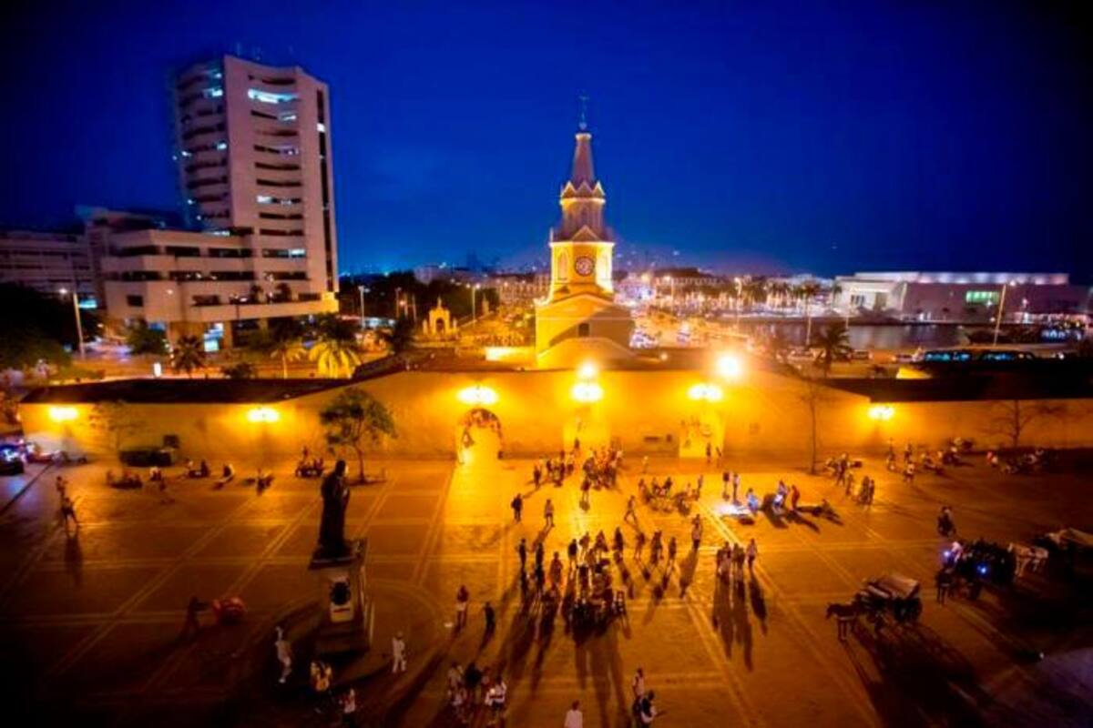 Prostitución y escándalos: ¿qué hace el “gerente” de la noche de Cartagena?