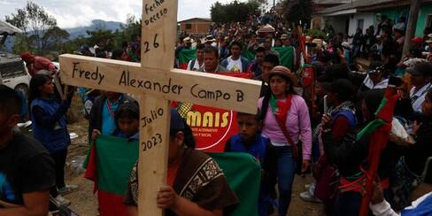 Indígenas del Cauca bajo el fuego de la disputa entre disidencias y ELN