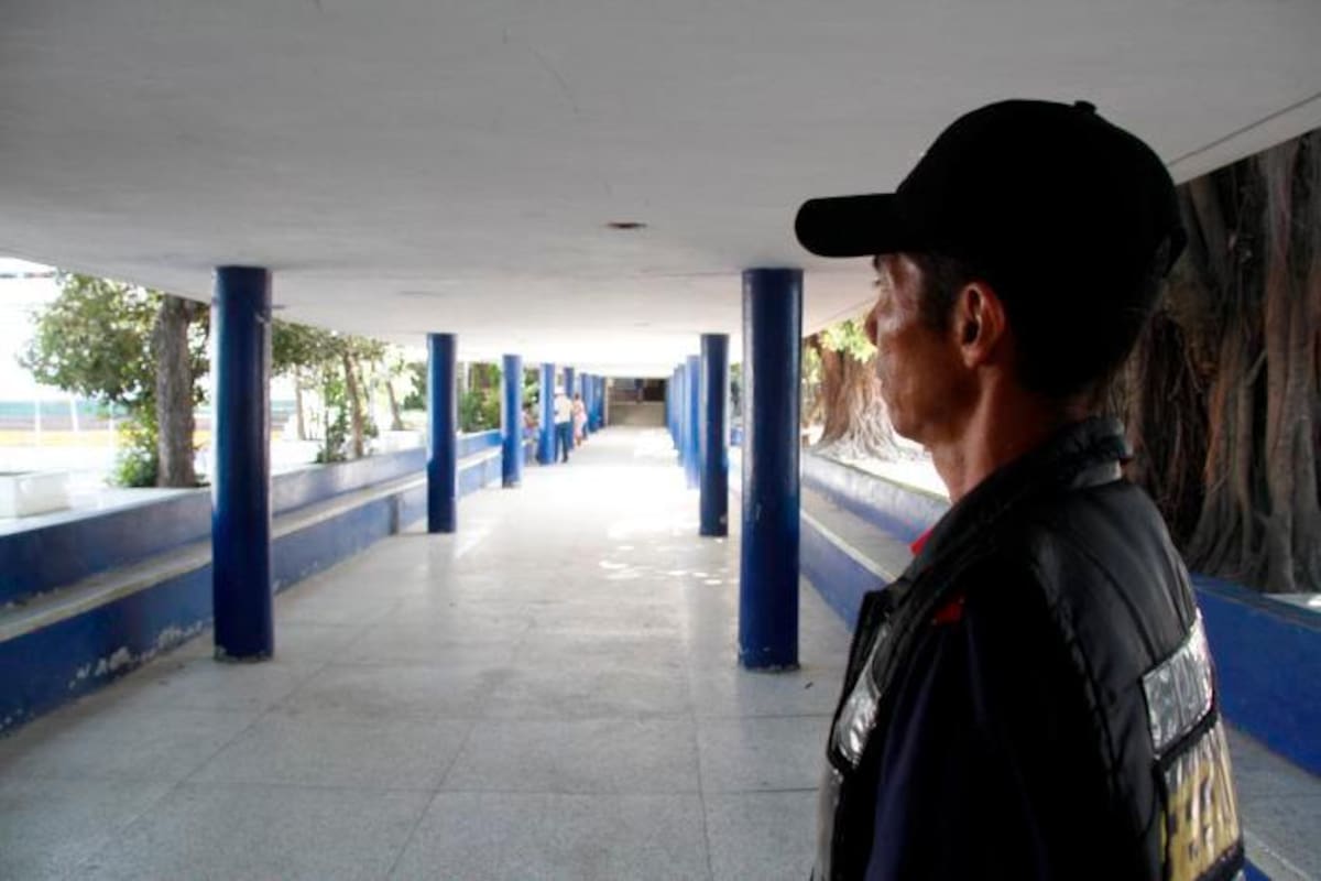 OPS, solución del Distrito para garantizar vigilancia en colegios