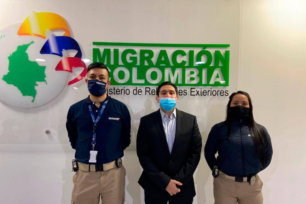Exfiscal Luis Gustavo Moreno llega a Colombia tras cumplir condena en EEUU