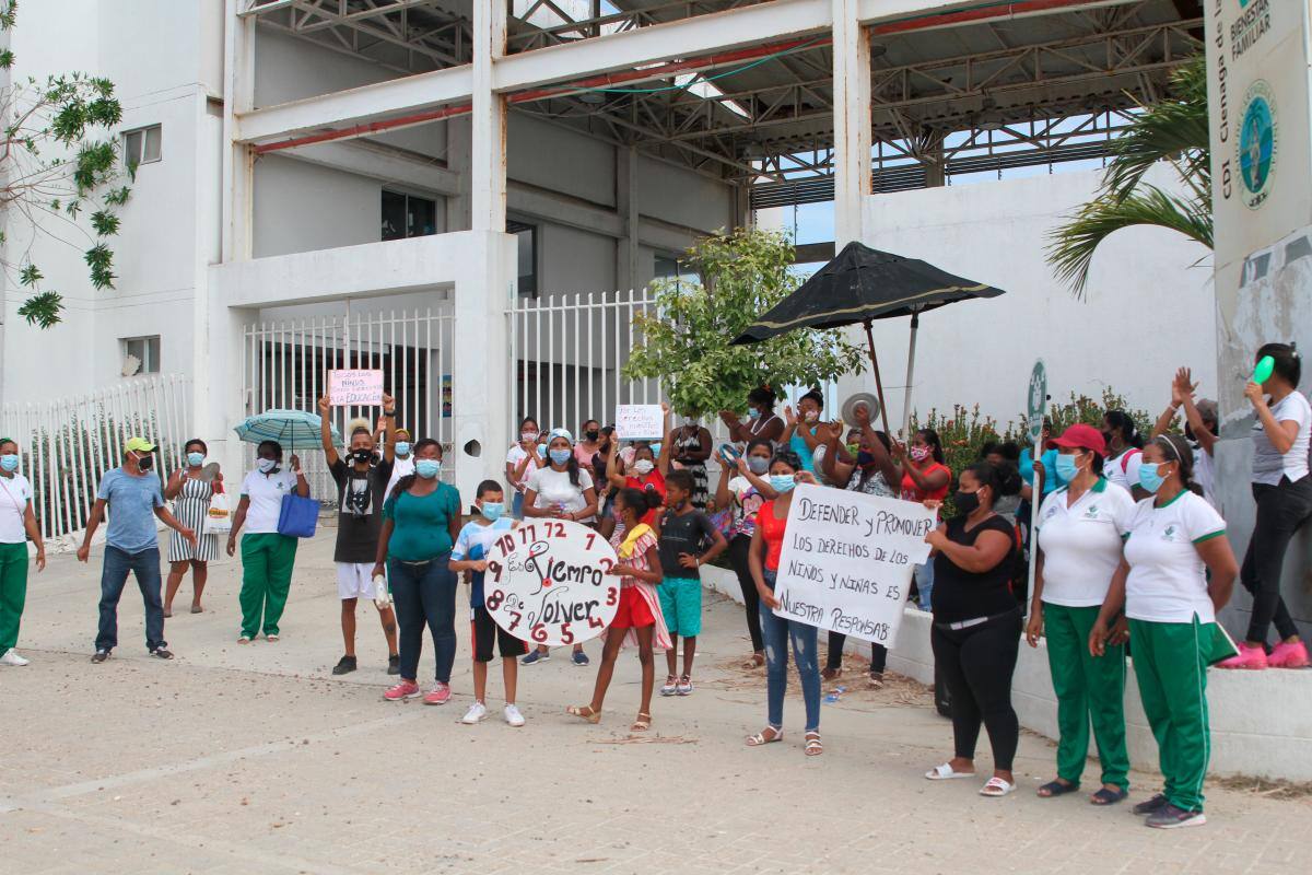 “Tenemos 450 niños a la deriva”