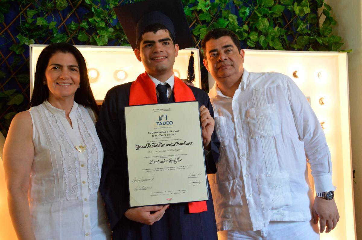 Gina Martínez, Juan Pablo Pimienta y Carlos Pimienta.