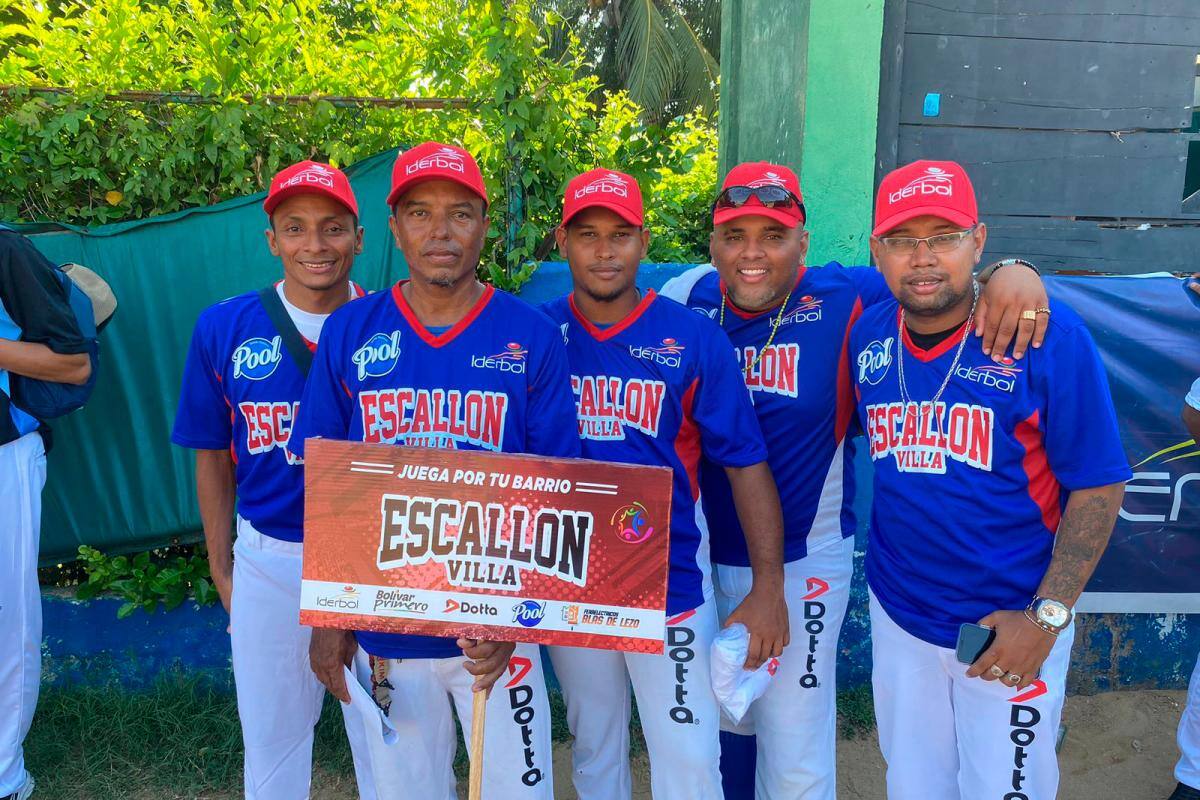 Sóftbol Juega Por Tu barrio: Turbana, Arjona y Escallón Villa avanzan
