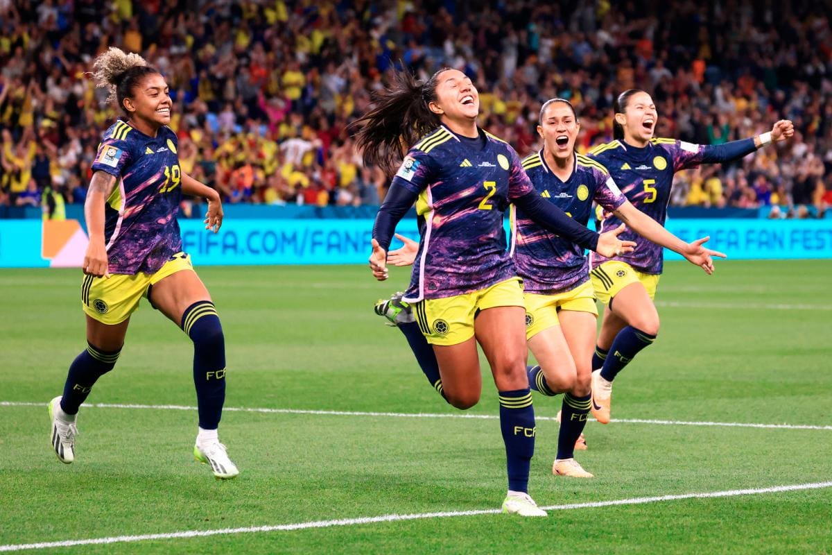 ¿Con quién se cruzaría Colombia en octavos de final del Mundial femenino?