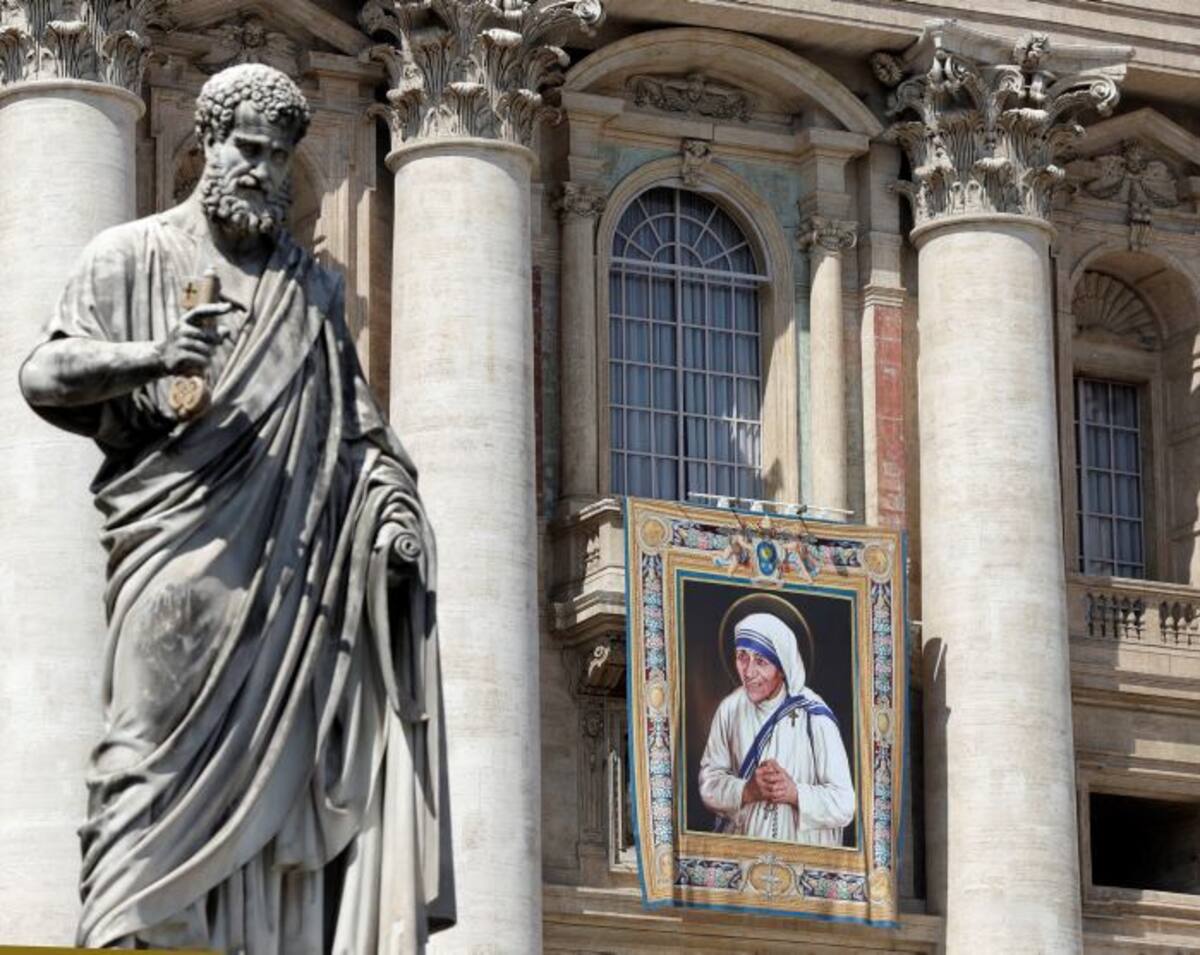 El Vaticano se prepara para la canonizar a la Madre Teresa de Calcutá, este domingo.