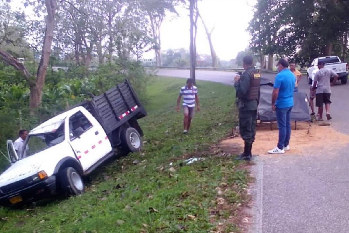 Estudiantes se accidentaron mientras iban al colegio en camioneta