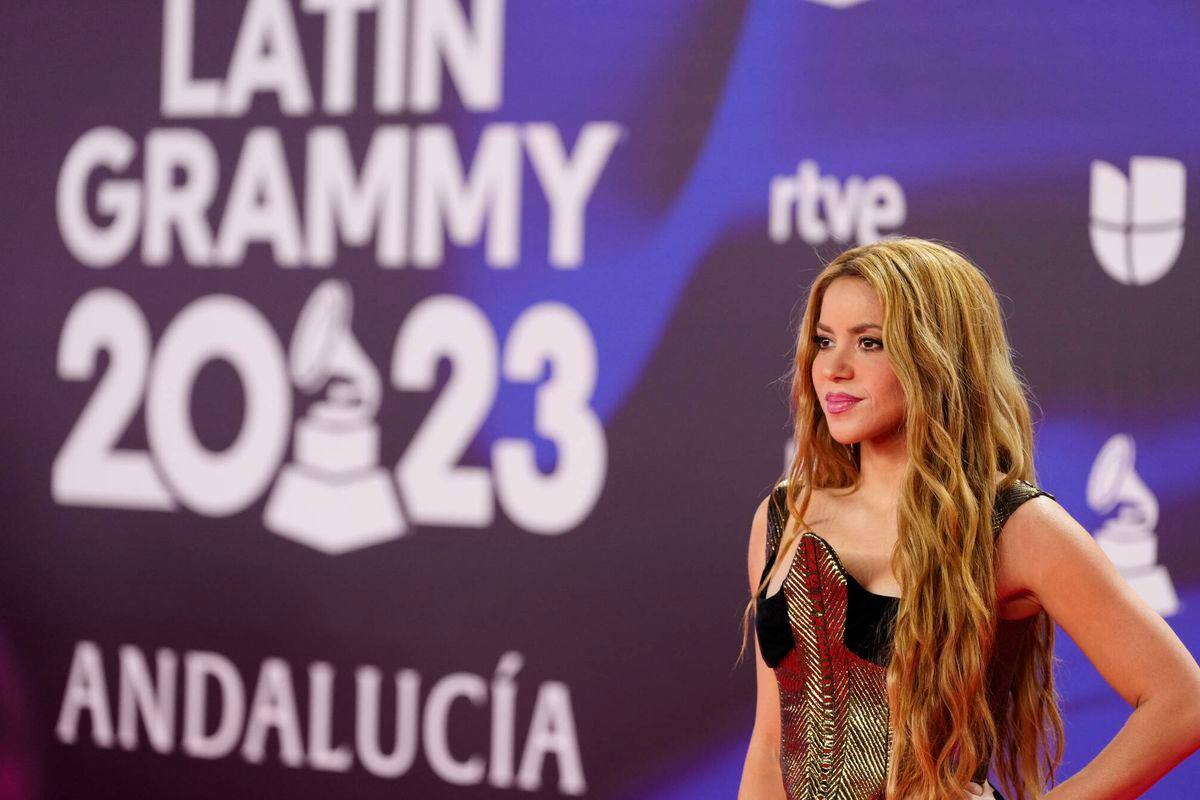 Shakira busca negociar con la Fiscalía para evitar ocho años de cárcel