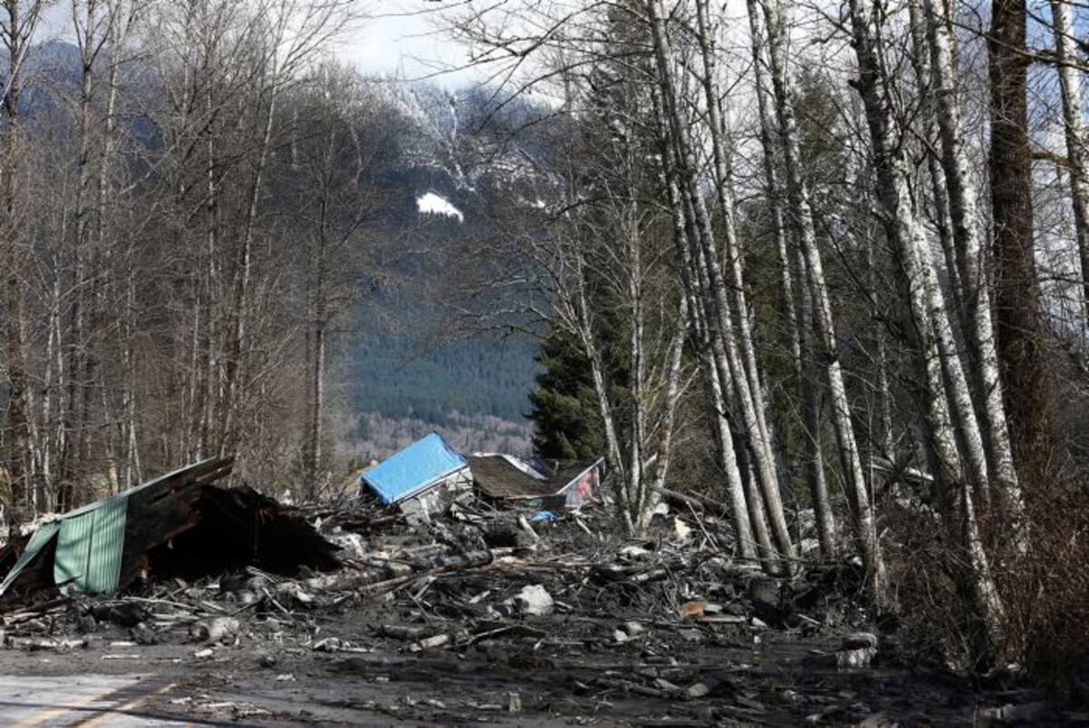 Derrumbe en Seattle. AP LINDSEY WASSON