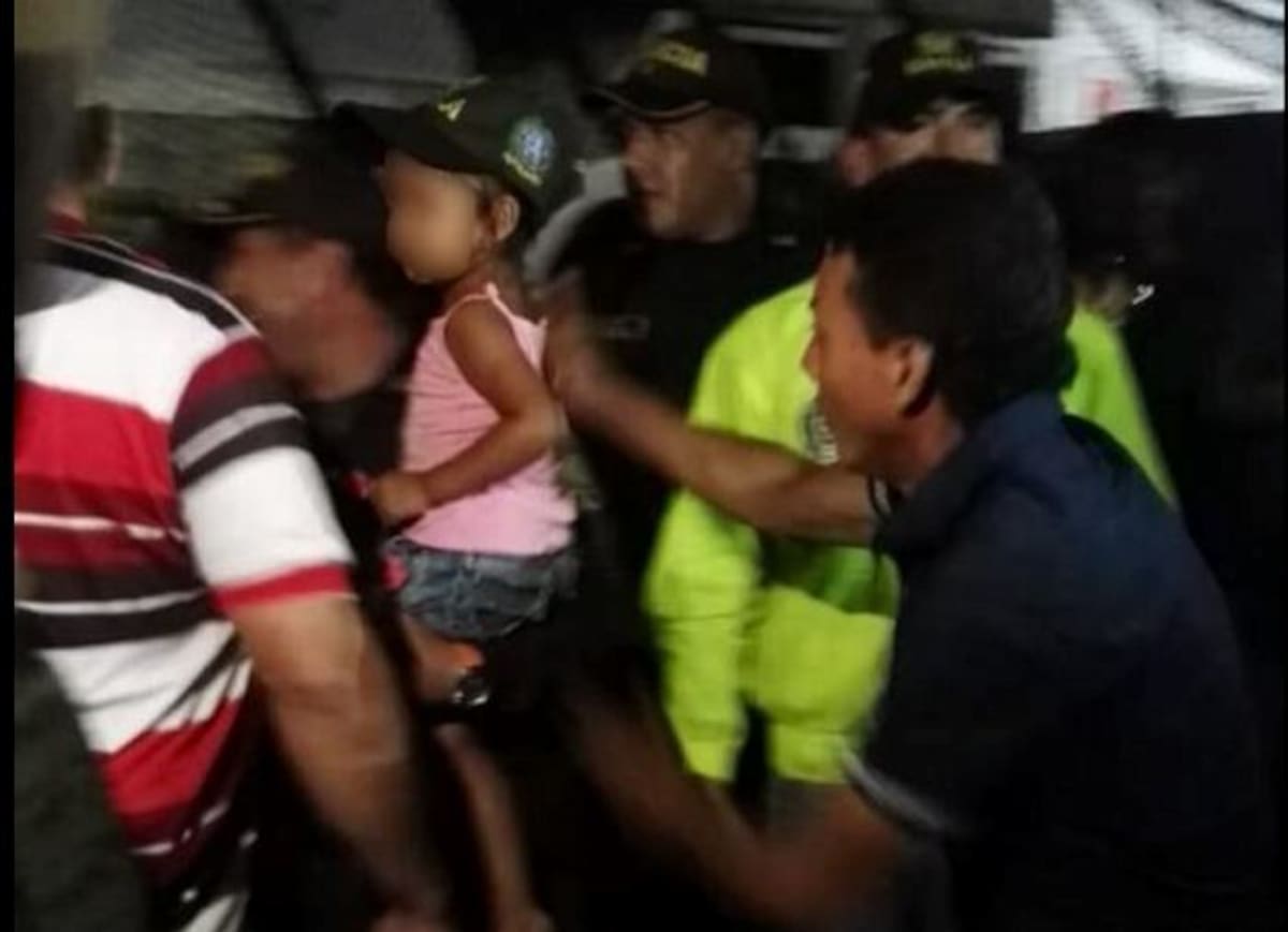 Solila Shirley Dayana Cárdenas Fontalvo fue rescatada en zona rural de Santa Rosa por el corregimiento de Buenavista. cortesía