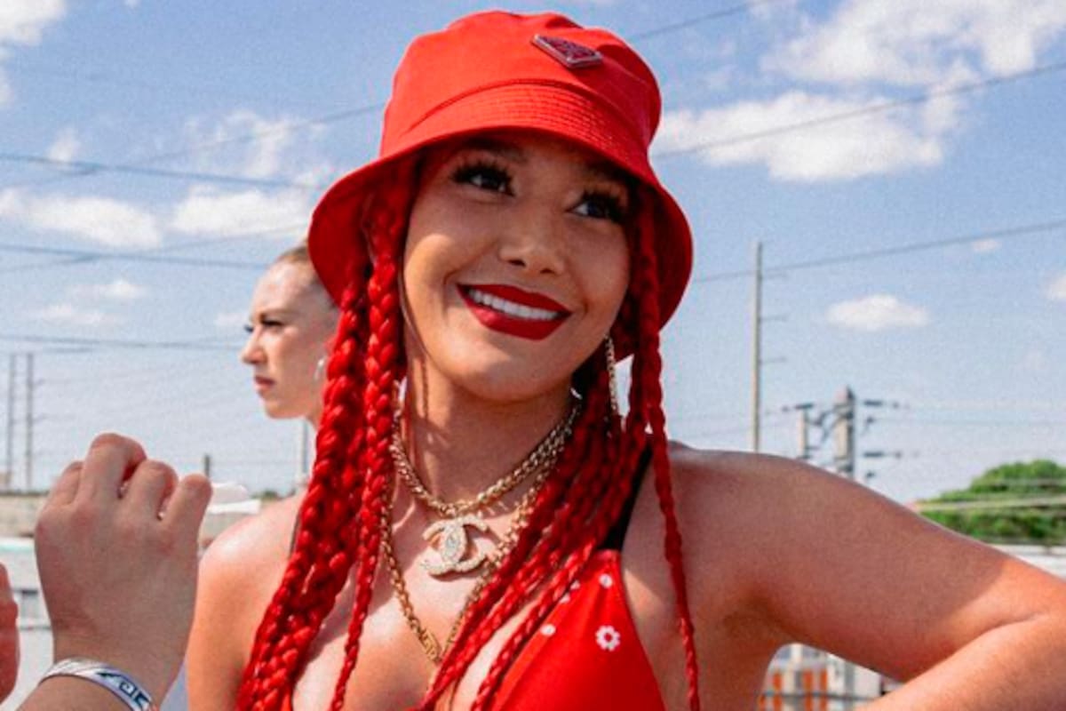 Farina se declara “Adicta al perreo” en homenaje al reguetón